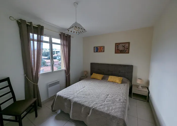 Les Terrasses De Vignola アパート